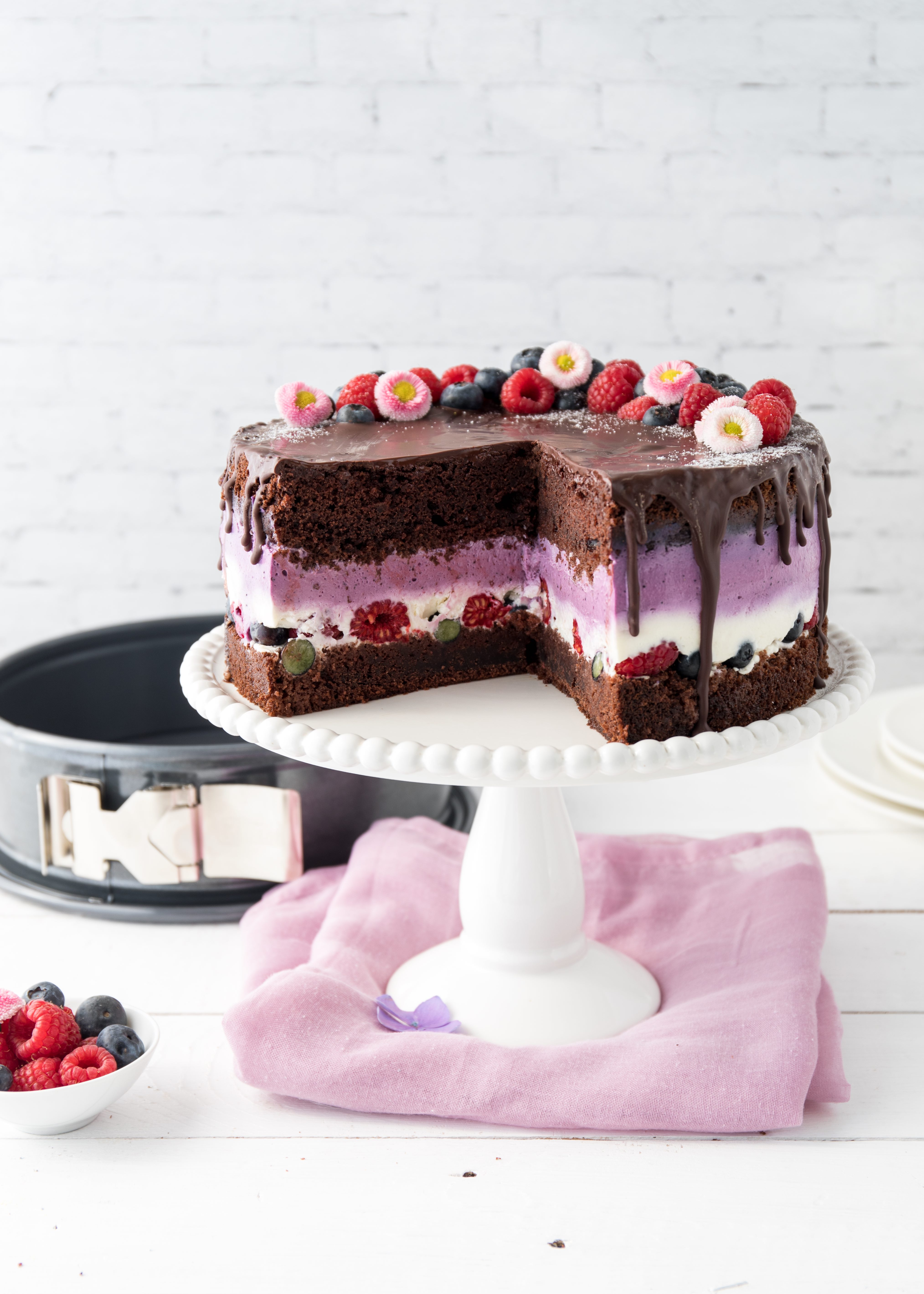 Schokoladen-Torte mit Beeren | Emma&amp;#39;s Lieblingsstücke