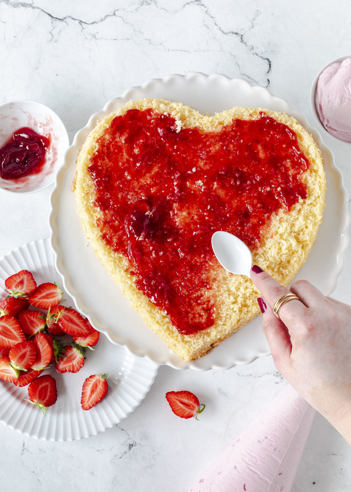 Erdbeer-Herz-Torte | Emma&amp;#39;s Lieblingsstücke