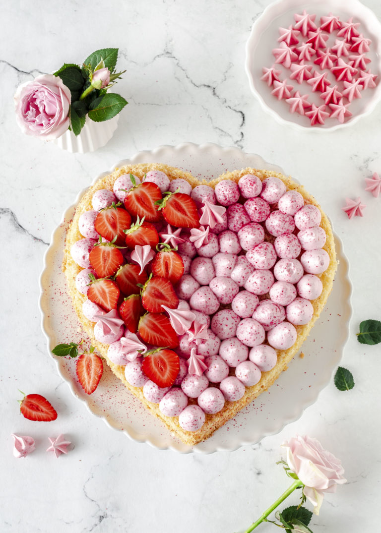Erdbeer-Herz-Torte zum Muttertag | Emma&amp;#39;s Lieblingsstücke